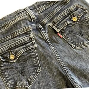 Levi 515 Bootcut Jeans with Flap Pockets